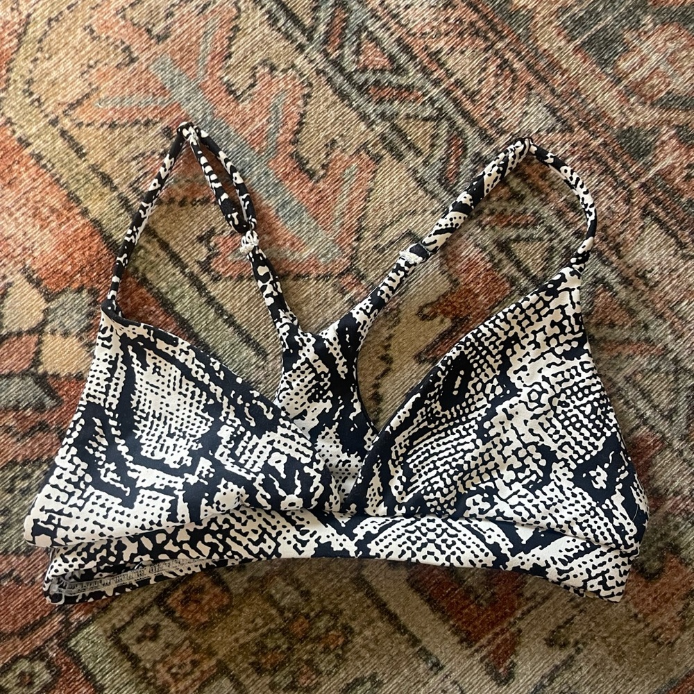 Midori Bikini Top